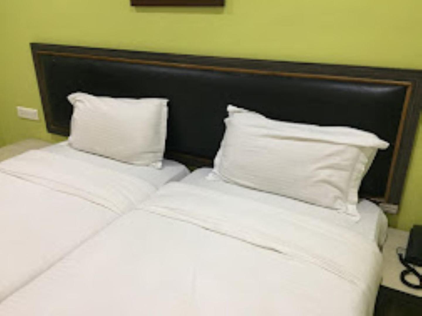 Gokul Plaza Hotel Bhubaneswar Exterior foto