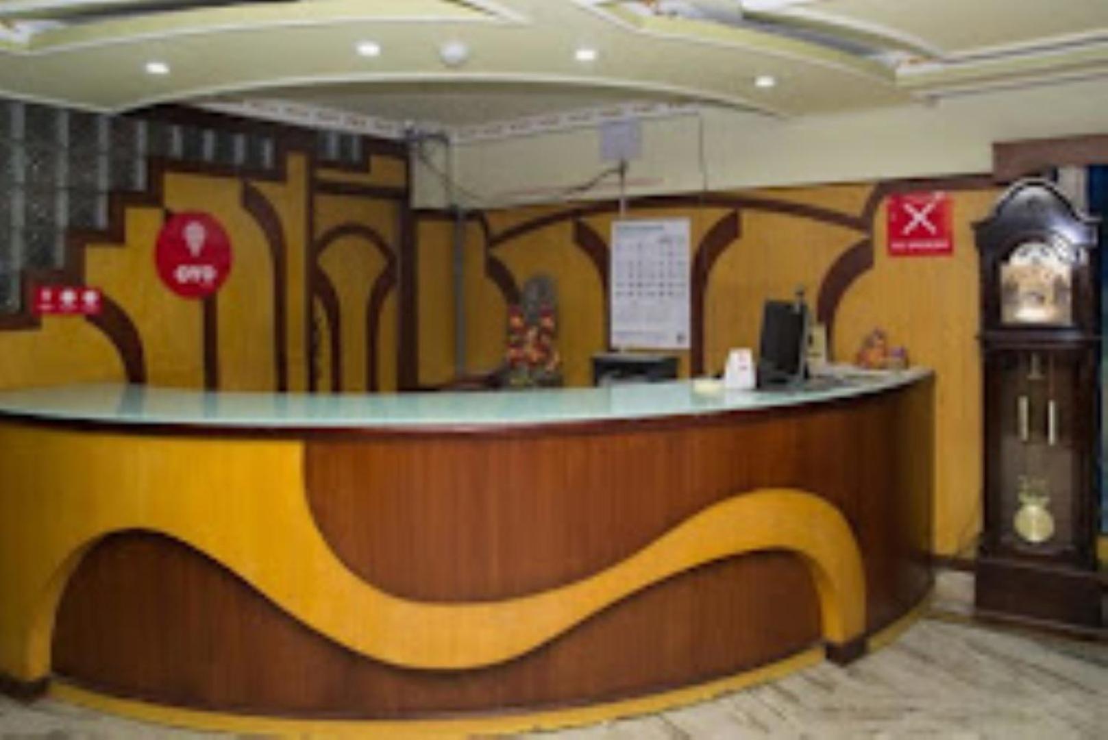 Gokul Plaza Hotel Bhubaneswar Exterior foto