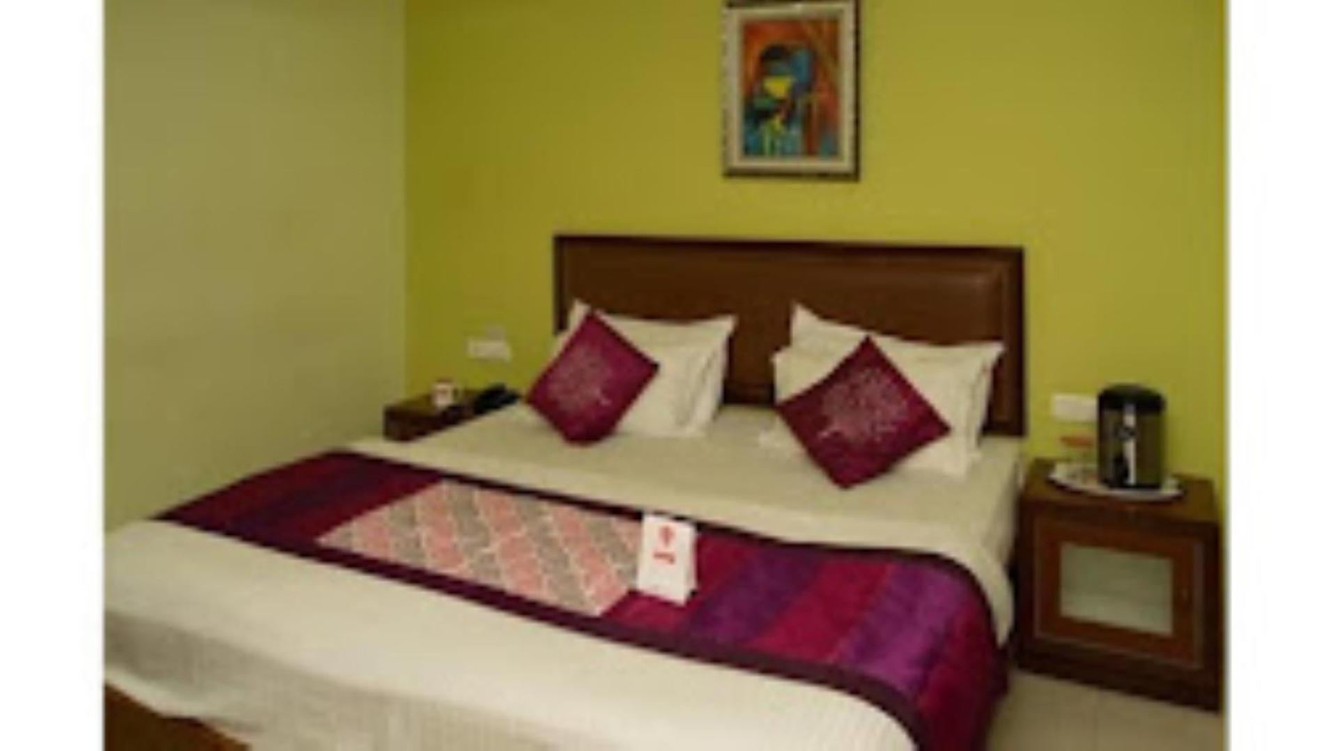 Gokul Plaza Hotel Bhubaneswar Exterior foto