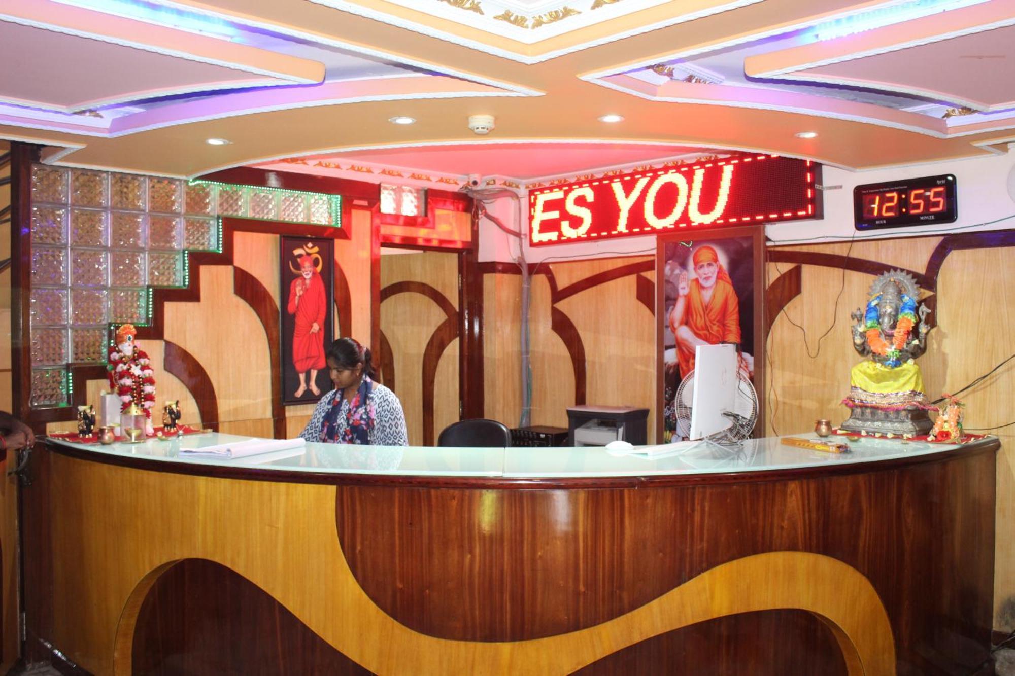 Gokul Plaza Hotel Bhubaneswar Exterior foto